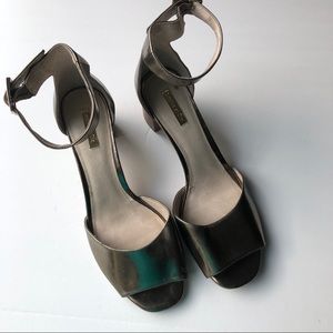 Louise Erdrich Cien Karisa Platina Heels